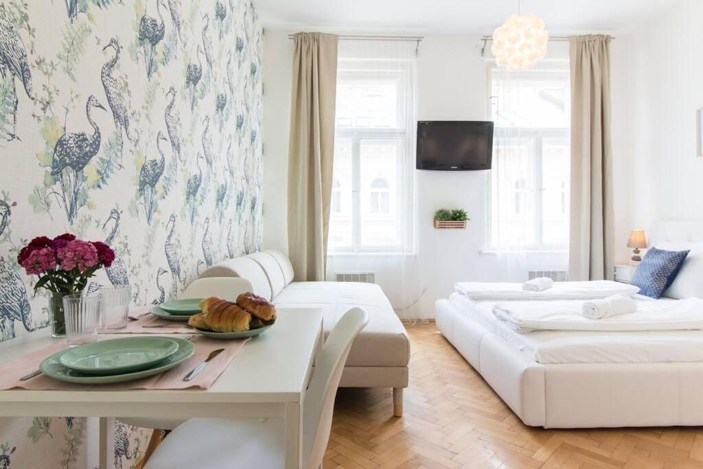 Studio In The Historic Center Apartment Prague Exterior photo